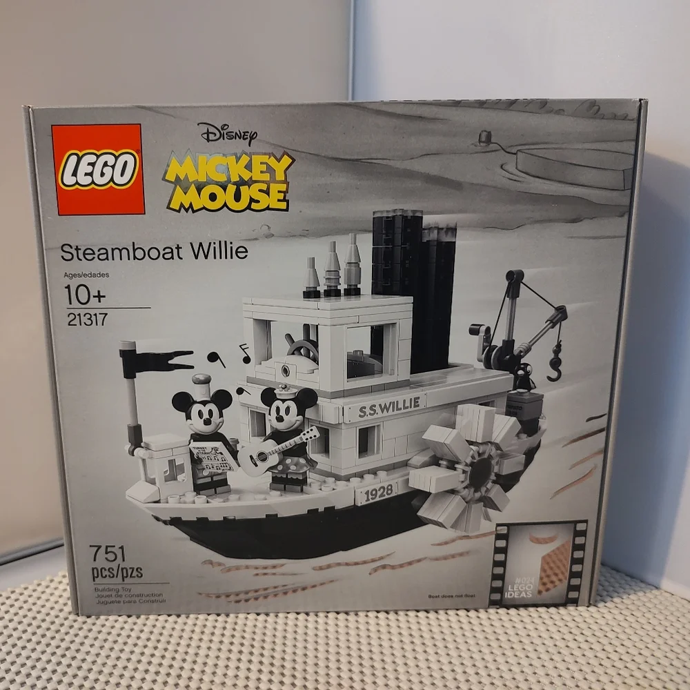 Lego 21317 Disney Mickey Mouse #024 Lego IdeasSteamboat Willie NWT Building Toy